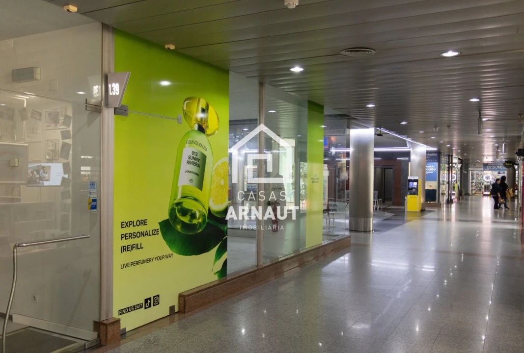 Loja para Arrendamento em Pombal Foto 2