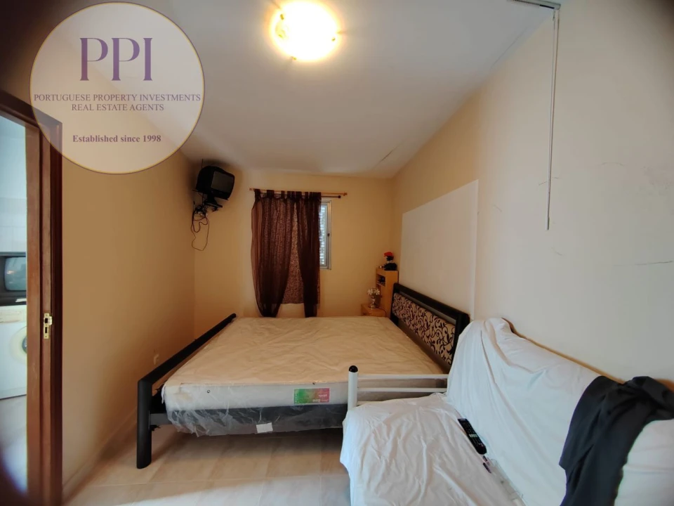 Moradia T2 para Venda em Budens Foto 13