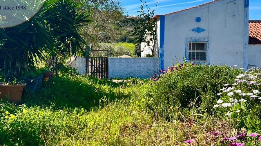 Quinta T0 para Venda em Lagos (São Sebastião e Santa Maria)