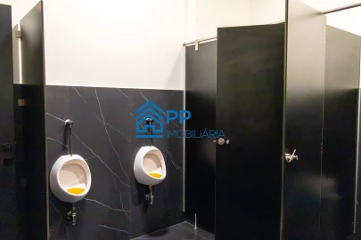 Loja para Venda em Serzedo e Perosinho