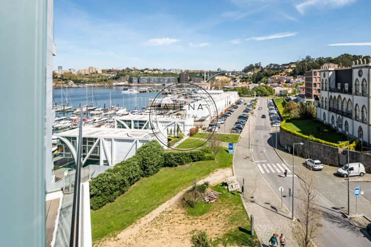 Apartamento T2 para Venda em Canidelo Foto 1