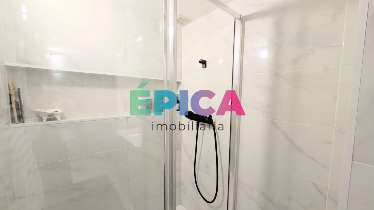 Apartamento T2 para Venda em Queluz e Belas Foto 29