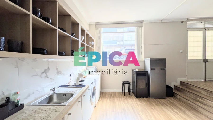 Apartamento T2 para Venda em Queluz e Belas Foto 18