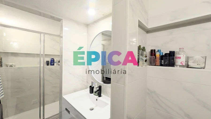 Apartamento T2 para Venda em Queluz e Belas Foto 32