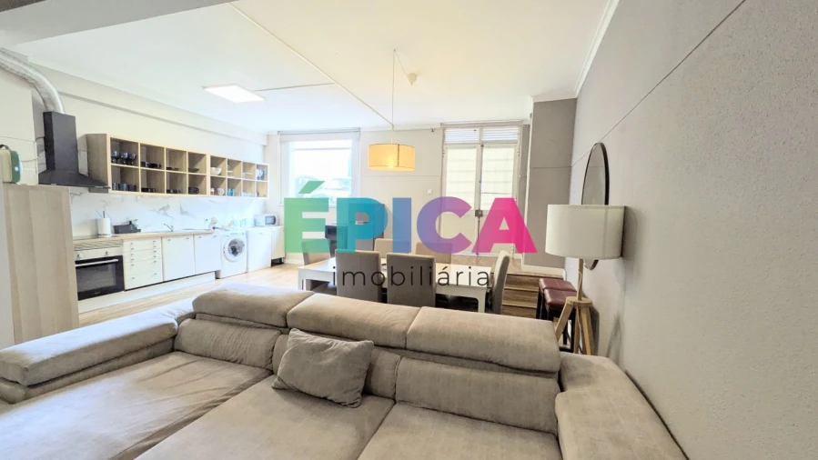 Apartamento T2 para Venda em Queluz e Belas Foto 2