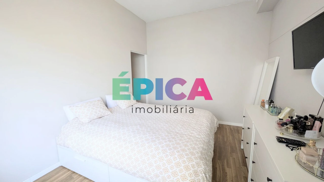 Apartamento T2 para Venda em Queluz e Belas Foto 25