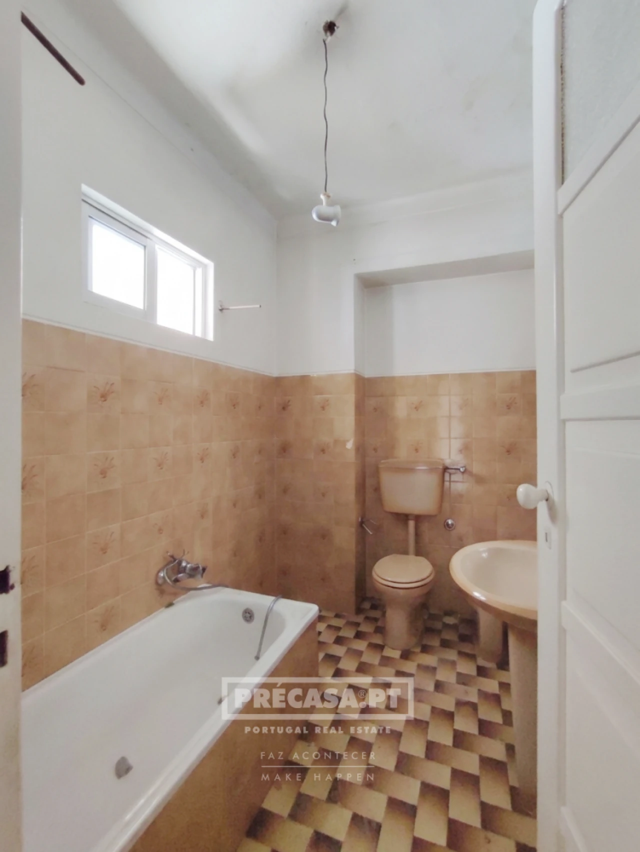 Apartamento T2 para Venda em Queluz e Belas Foto 15