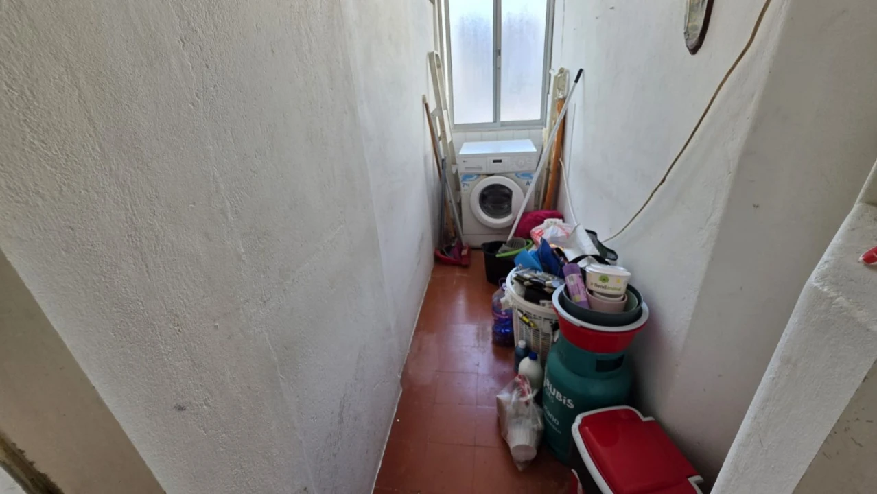 Apartamento T2 para Venda em Portimão Foto 6