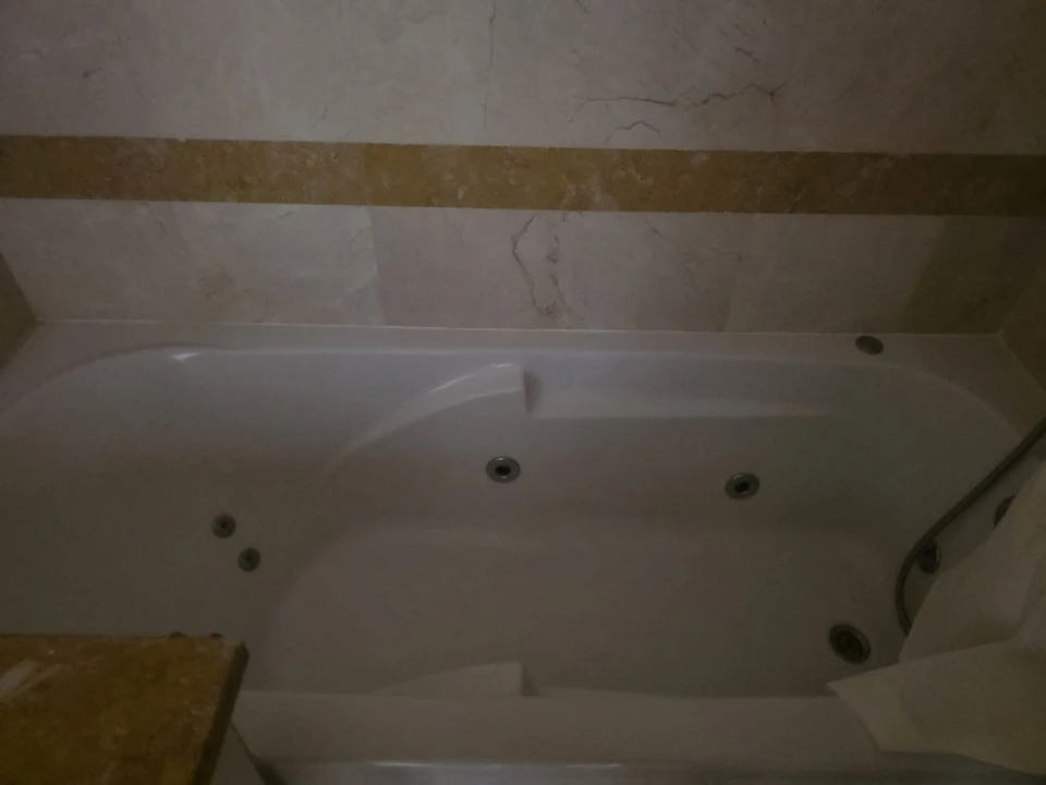 Apartamento T1 para Venda em Alvalade Foto 11