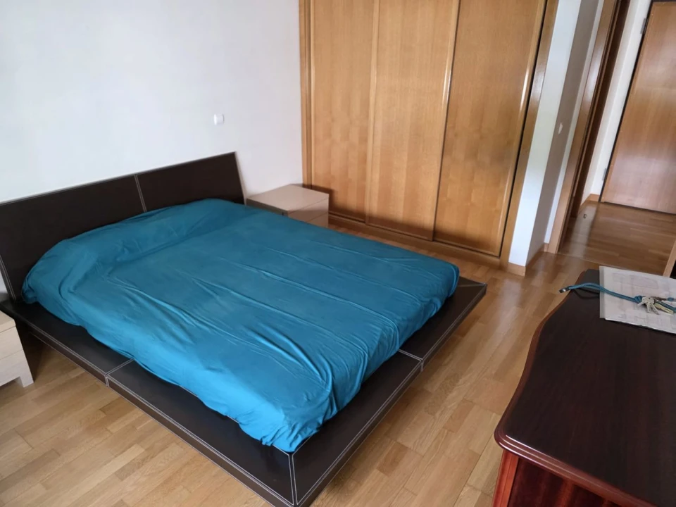 Apartamento T1 para Venda em Alvalade Foto 8
