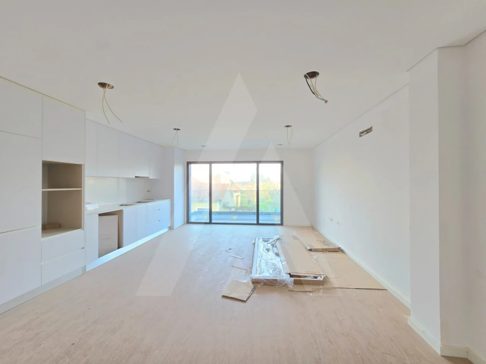 Apartamento T2 para Venda em Esgueira Foto 2