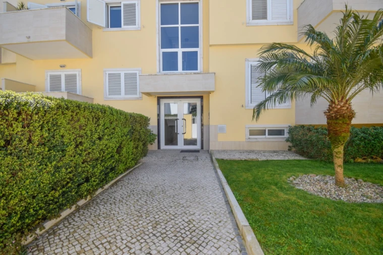 Apartamento T3 para Venda em Cascais e Estoril Foto 2
