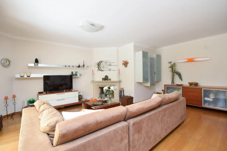 Apartamento T3 para Venda em Cascais e Estoril Foto 8