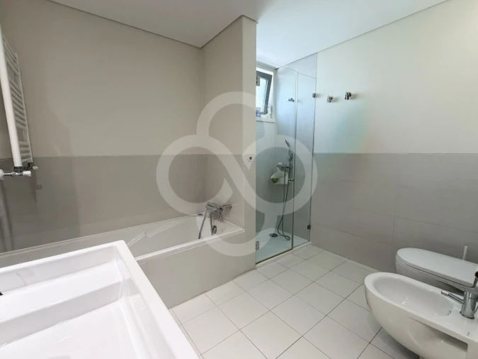 Apartamento T2 para Venda em Parque das Nações Foto 12