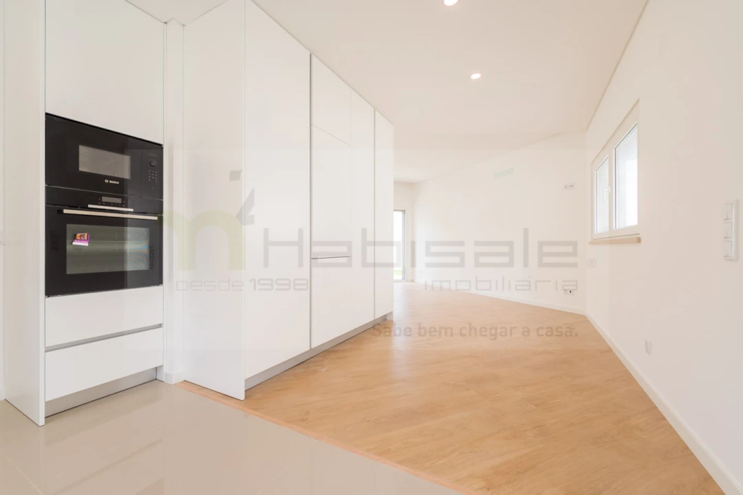 Moradia T3 para Venda em São Domingos de Rana Foto 13