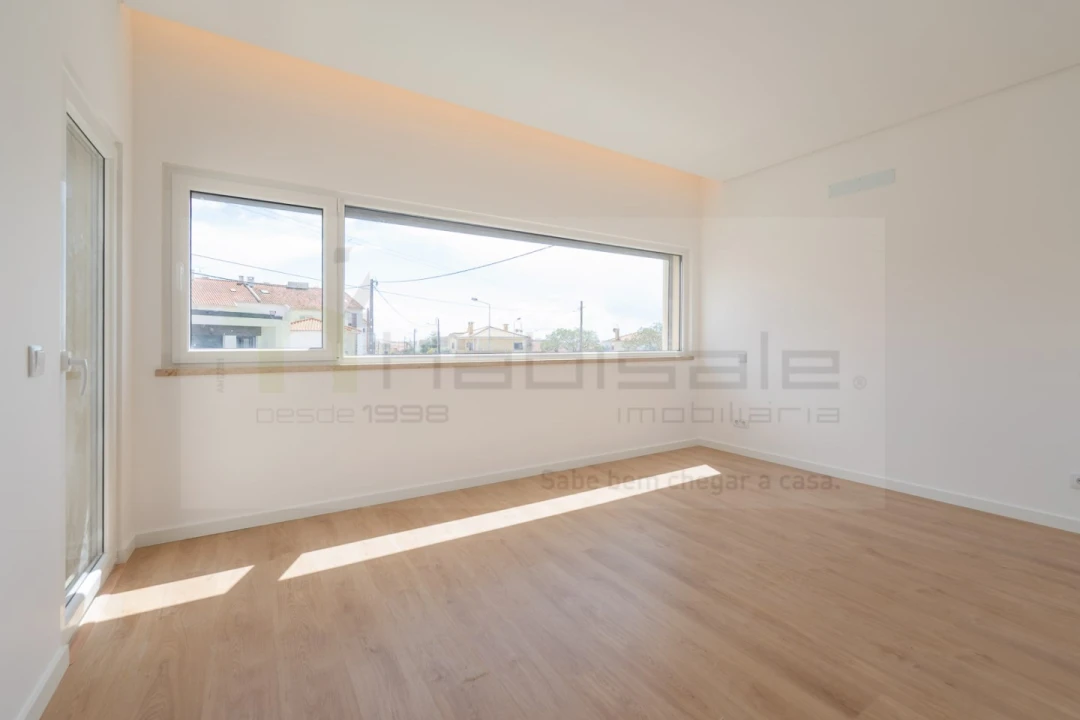 Moradia T3 para Venda em São Domingos de Rana Foto 32