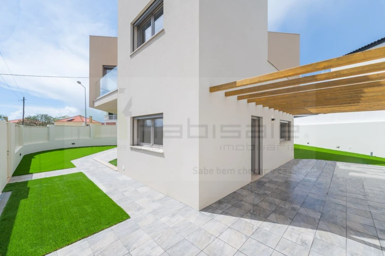 Moradia T3 para Venda em São Domingos de Rana Foto 7