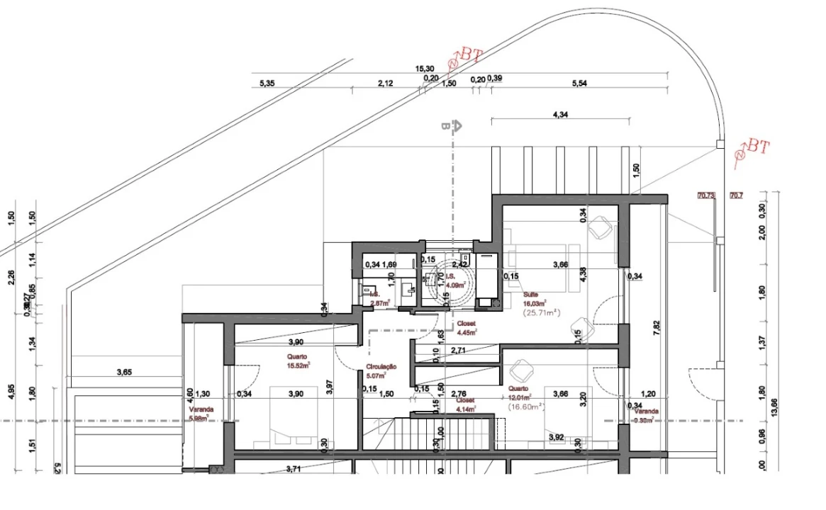Moradia T4 para Venda em Fernao Ferro Planta 2