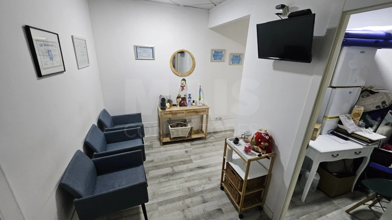 Loja para Venda em Cacém e São Marcos Foto 7