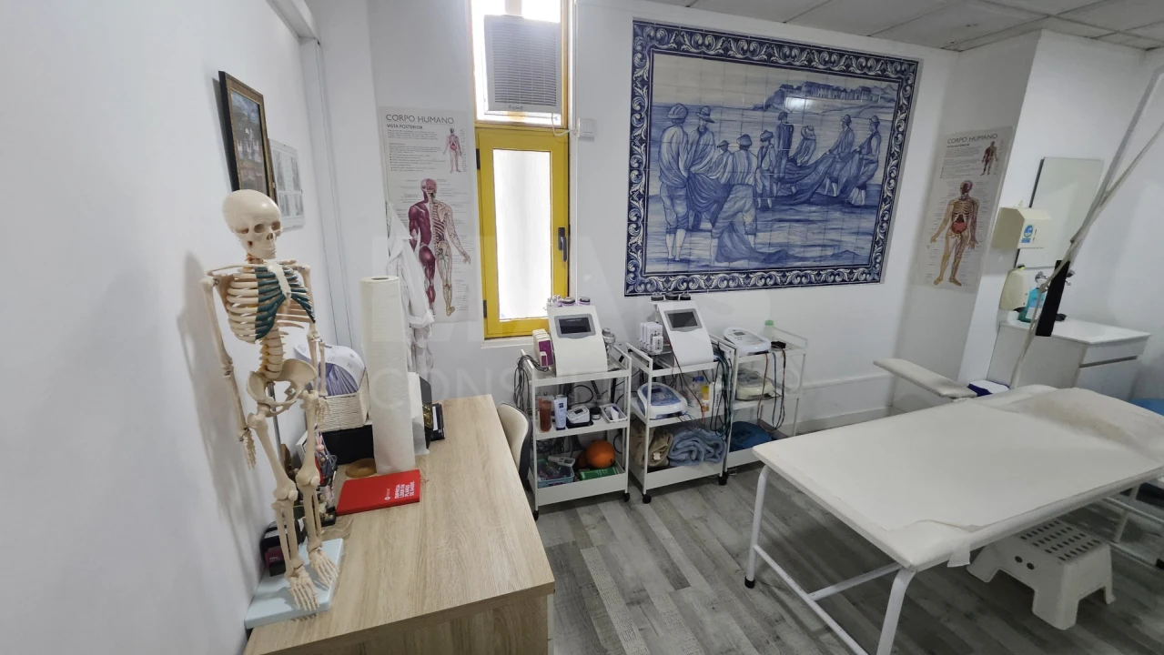 Loja para Venda em Cacém e São Marcos Foto 11