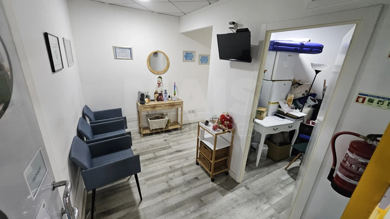 Loja para Venda em Cacém e São Marcos Foto 8