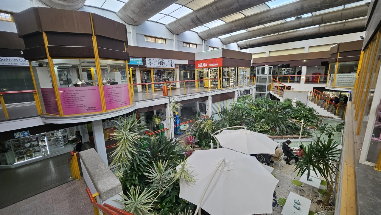 Loja para Venda em Cacém e São Marcos Foto 6