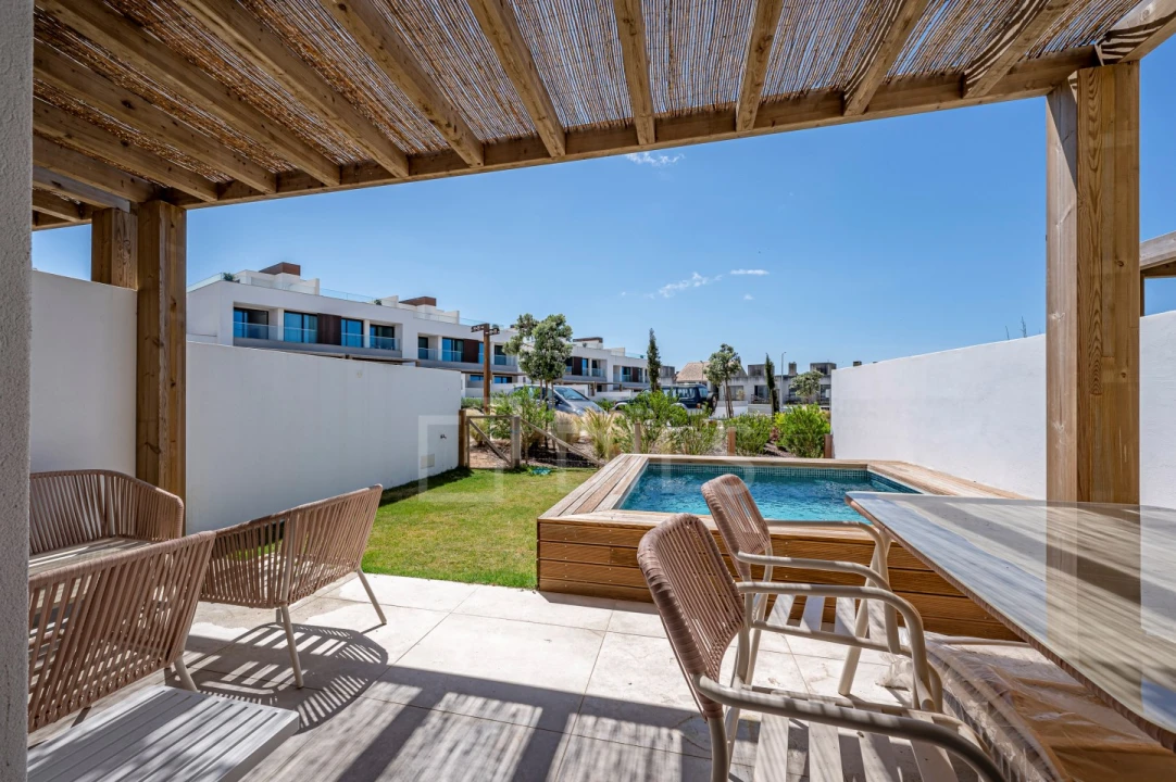 Apartamento T3 para Venda em Porto Covo Foto 2