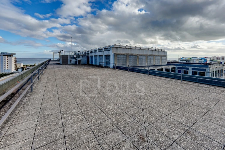 Prédio para Arrendamento em Marvila Foto 17