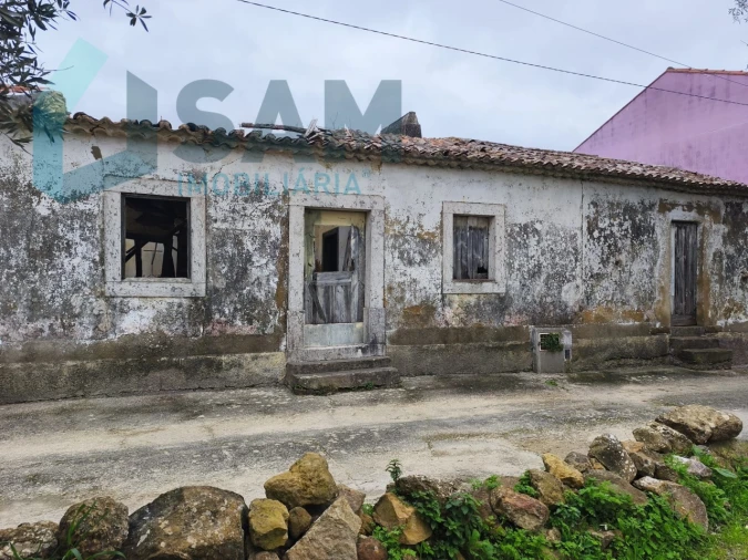 Moradia T3 para Venda em Santa Maria, São Pedro e Matacães Foto 4