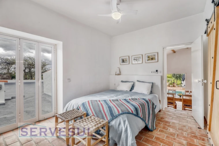 Moradia T4 para Venda em São Bartolomeu de Messines Foto 17