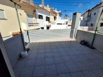 Quinta T6 para Venda em Nazare