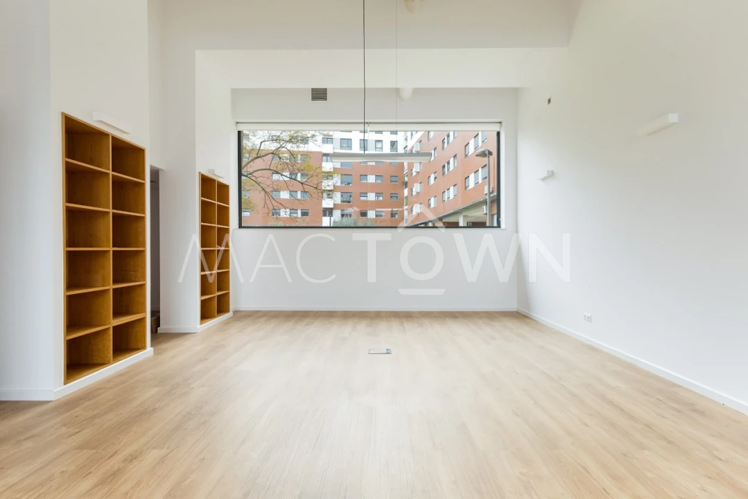 Loja para Arrendamento em Marvila Foto 12