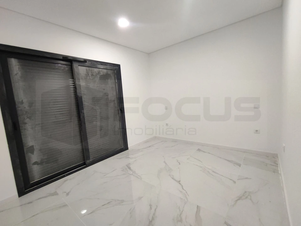 Moradia T4 para Venda em Ílhavo (São Salvador) Foto 8