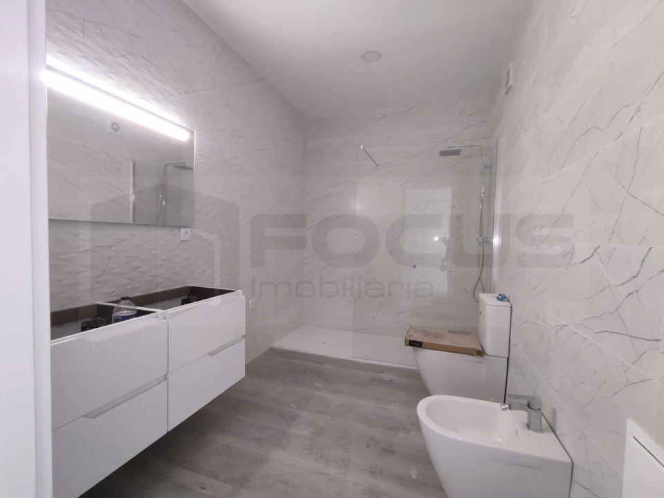 Moradia T4 para Venda em Ílhavo (São Salvador) Foto 15