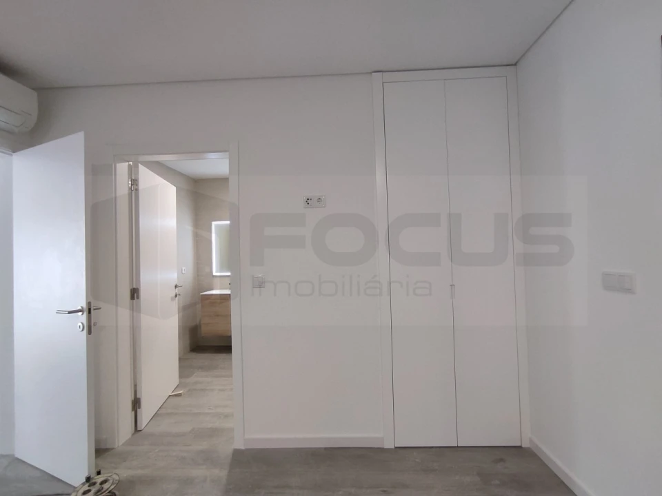 Moradia T4 para Venda em Ílhavo (São Salvador) Foto 23