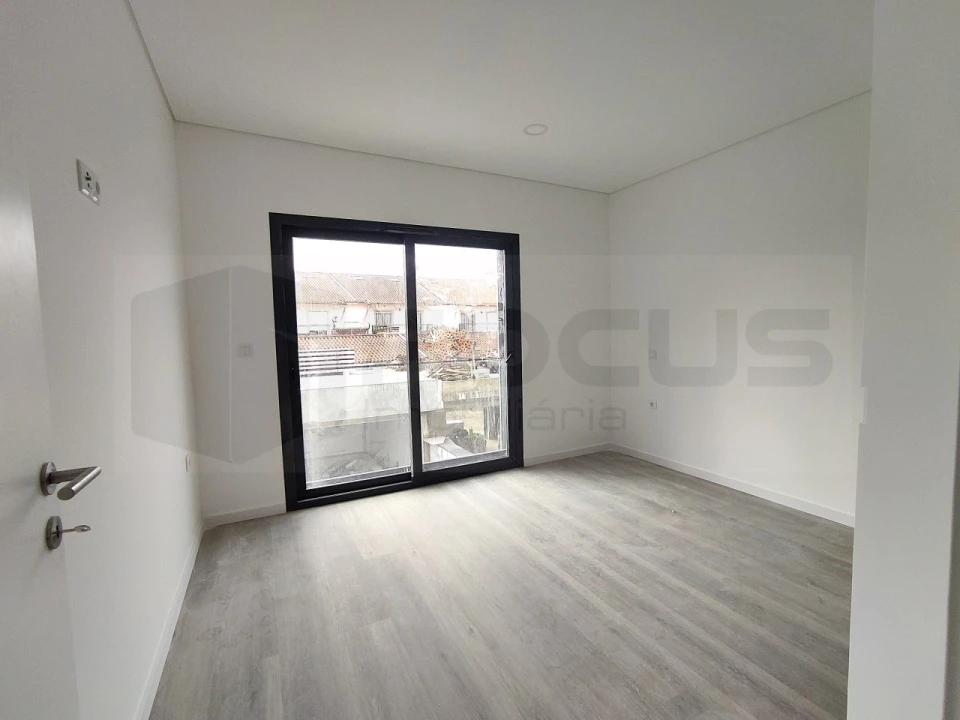 Moradia T4 para Venda em Ílhavo (São Salvador) Foto 11