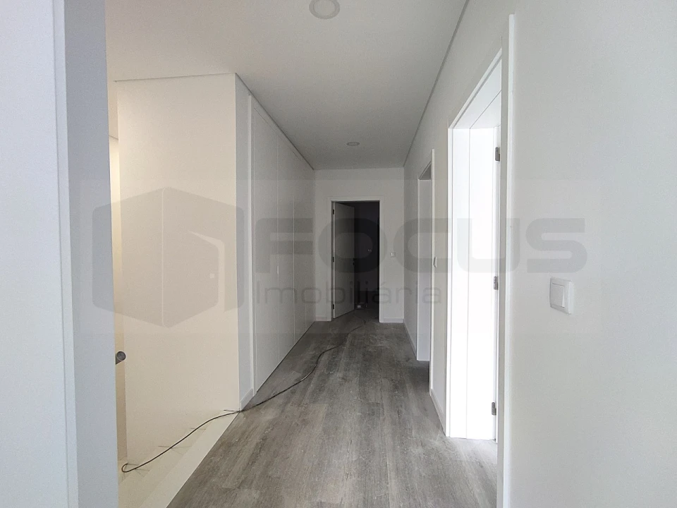 Moradia T4 para Venda em Ílhavo (São Salvador) Foto 13