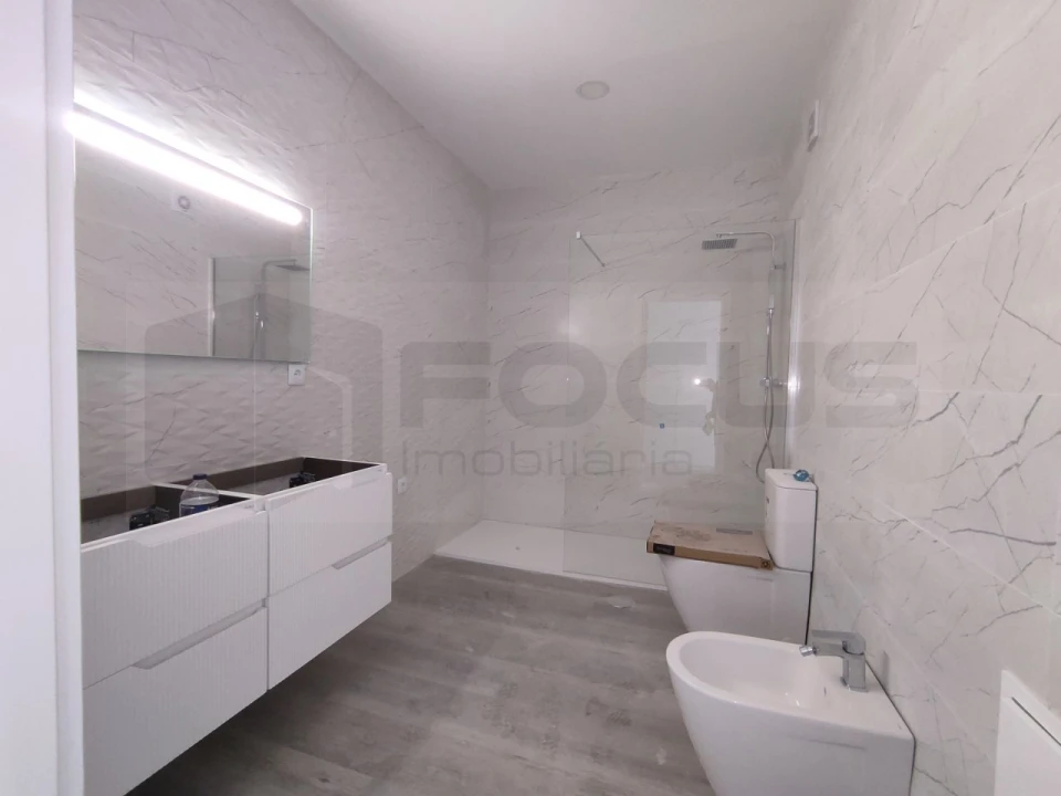 Moradia T4 para Venda em Ílhavo (São Salvador) Foto 16