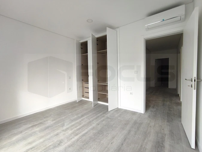 Moradia T4 para Venda em Ílhavo (São Salvador) Foto 12