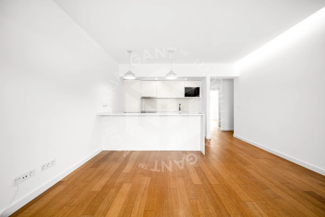 Apartamento T2 para Venda em Caparica e Trafaria Foto 5