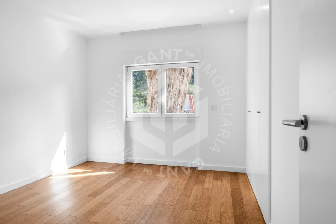 Apartamento T2 para Venda em Caparica e Trafaria Foto 18