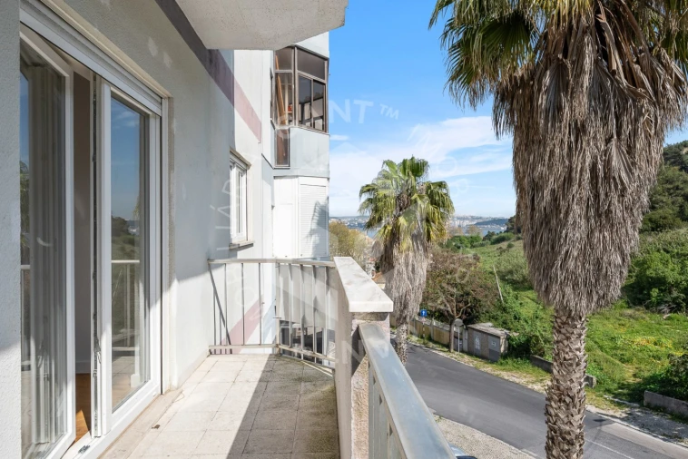 Apartamento T2 para Venda em Caparica e Trafaria Foto 27