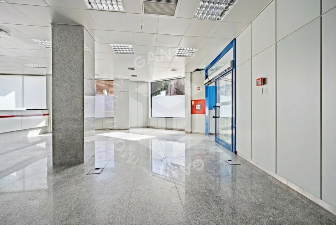 Loja para Arrendamento em Costa da Caparica Foto 5