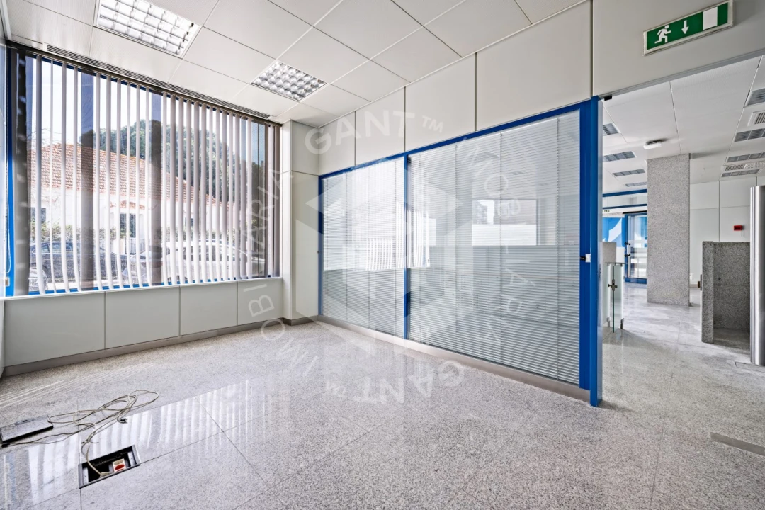 Loja para Arrendamento em Costa da Caparica Foto 11