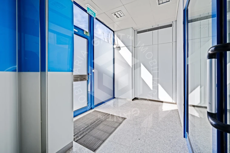 Loja para Arrendamento em Costa da Caparica Foto 3