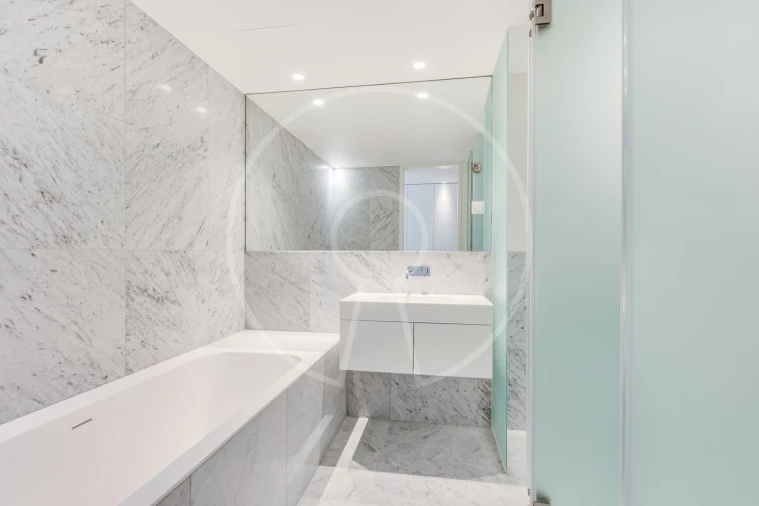 Apartamento T2 para Arrendamento em Misericórdia Foto 17