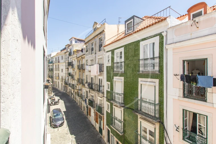 Apartamento T2 para Arrendamento em Misericórdia Foto 25