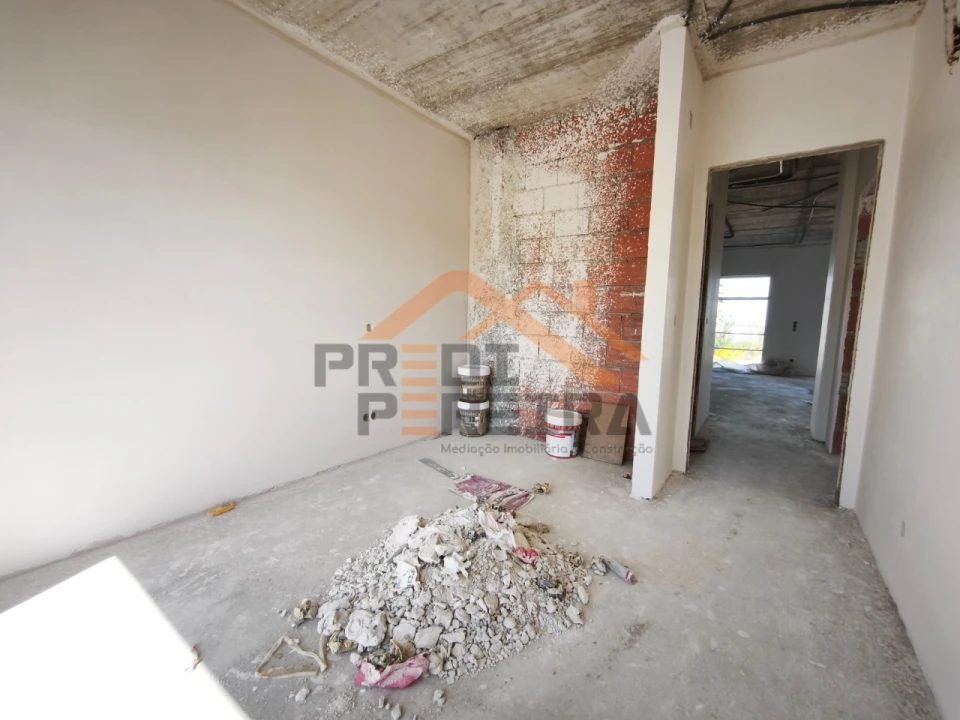 Apartamento T2 para Venda em Santo António dos Cavaleiros e Frielas Foto 29