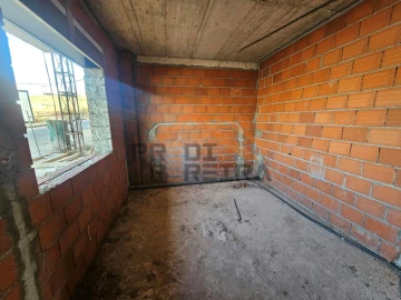 Apartamento T2 para Venda em Santo António dos Cavaleiros e Frielas