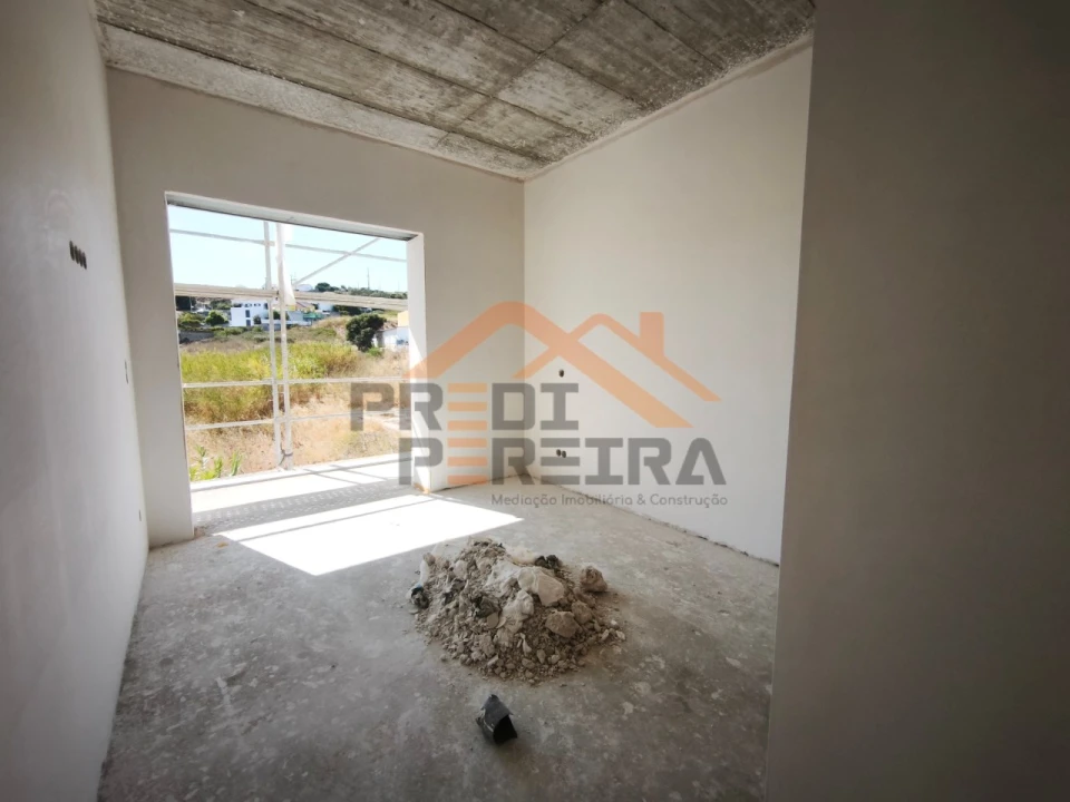 Apartamento T3 para Venda em Santo António dos Cavaleiros e Frielas Foto 20